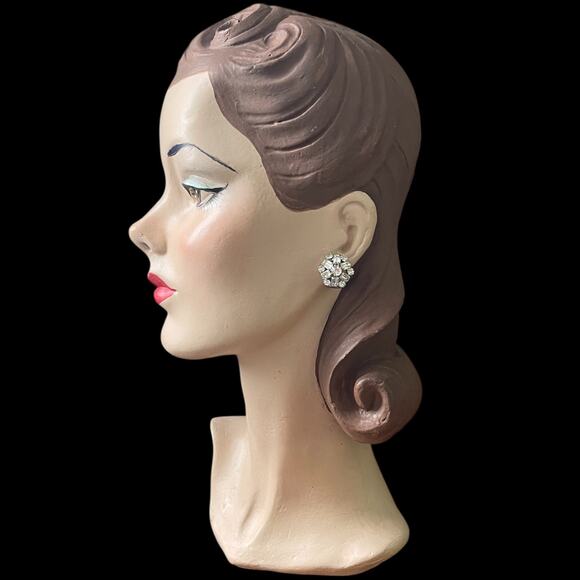 Vintage 50s WEISS Snowflake Clear Rhinestone Earrings Clip Back Prong Set Signed - Picture 2 of 9